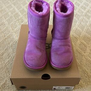 UGG Girls T Classic II Shine Boot Size 12 Pink